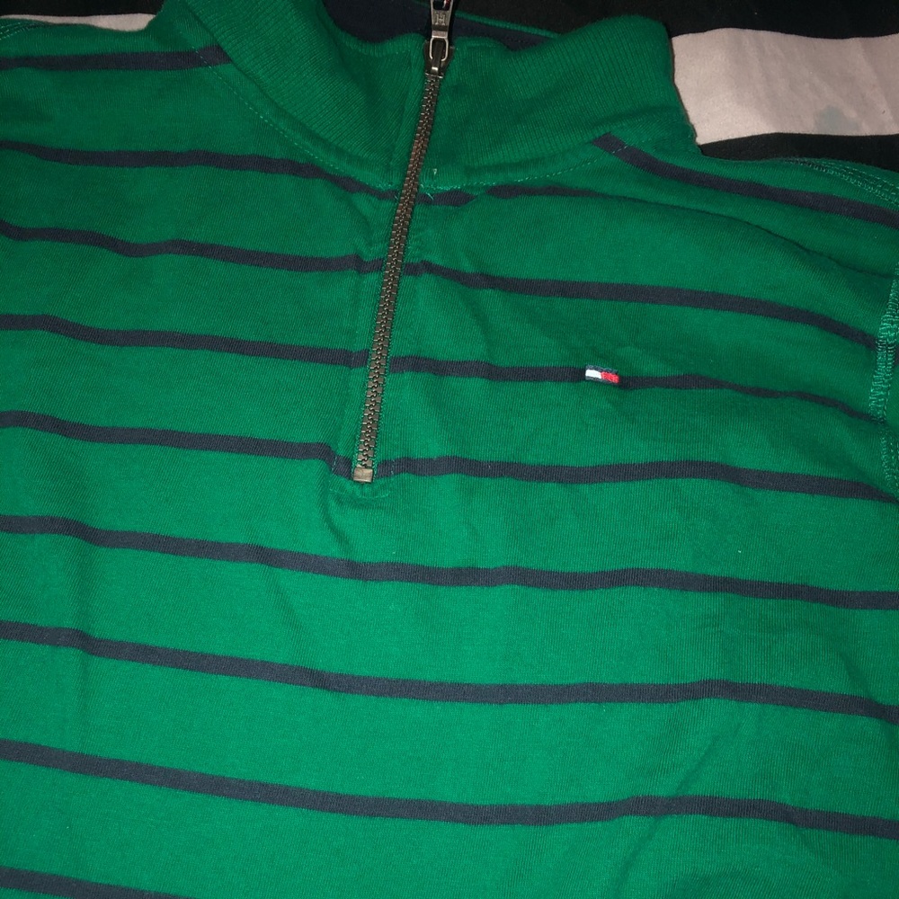 Tommy sweater